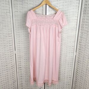 Vintage Vanity Fair Pink Nightgown Embroidered Rose Buds Lace Cap Sleeve Size XL